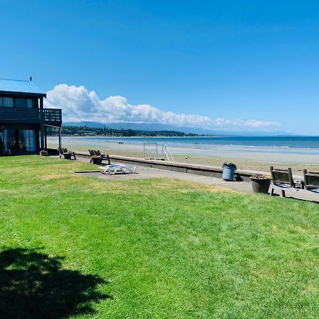 Sand Pebbles Inn Кваликум-Бич Экстерьер фото