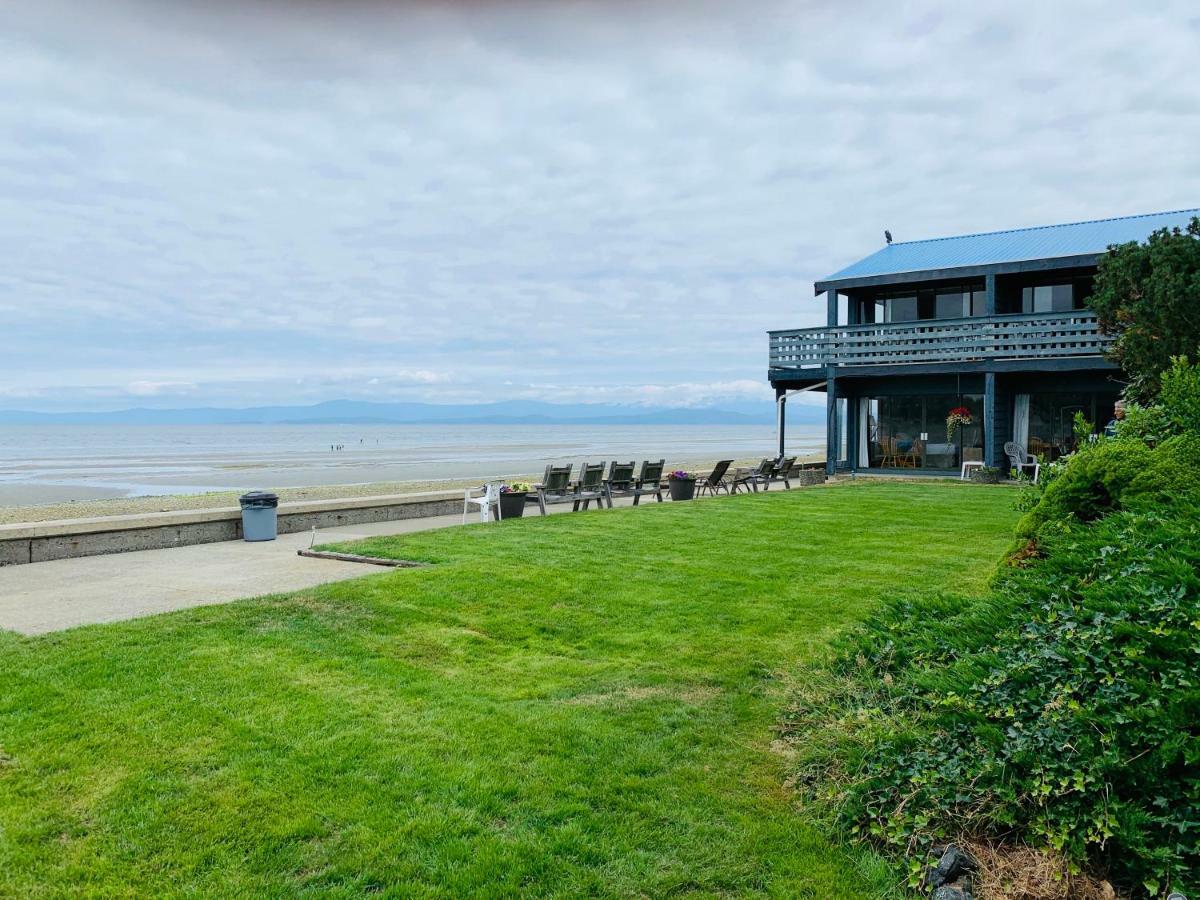 Sand Pebbles Inn Кваликум-Бич Экстерьер фото